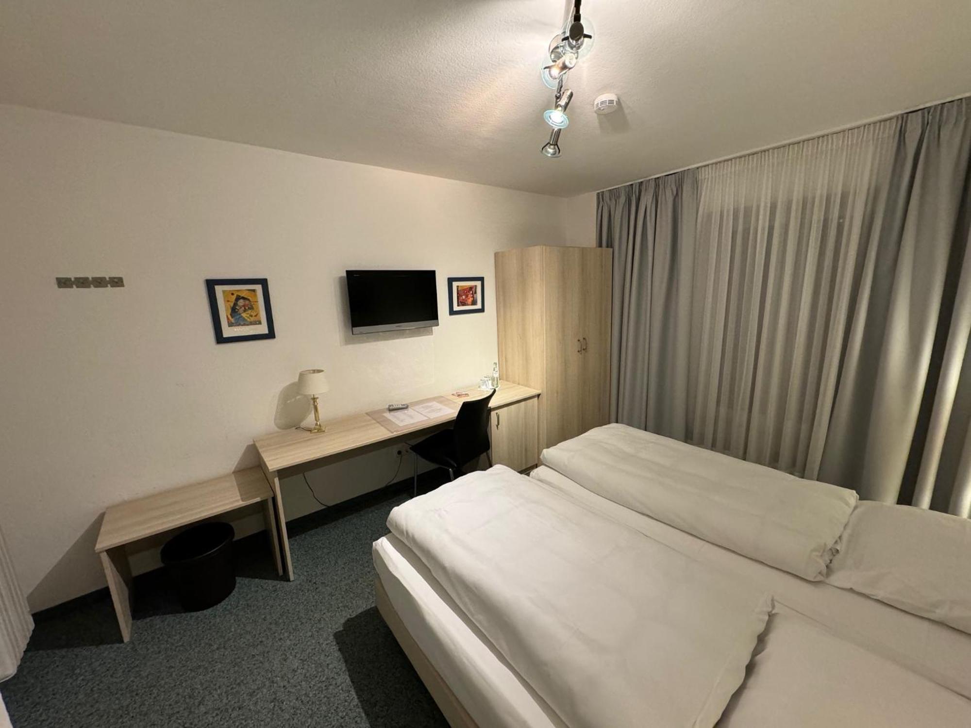 Hotel Occam Мюнхен Екстер'єр фото