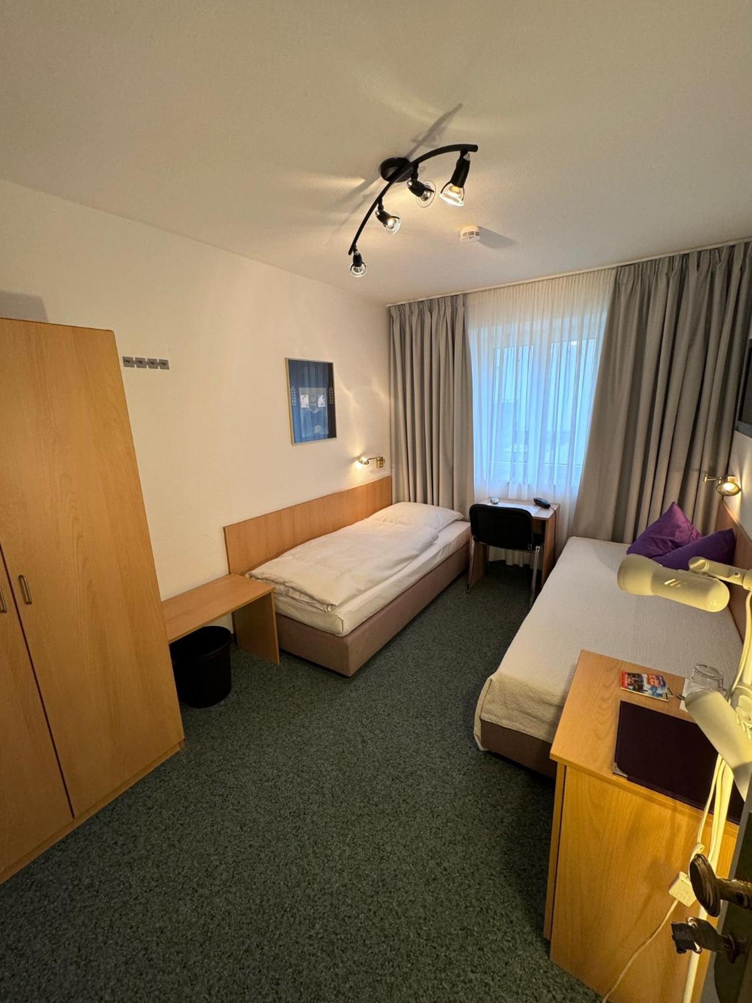 Hotel Occam Мюнхен Екстер'єр фото